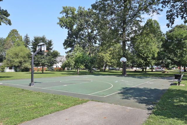 565 Brevoort Road, Columbus, OH 43214