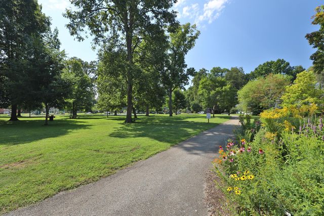 565 Brevoort Road, Columbus, OH 43214