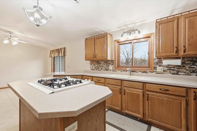 5235 CHESAPEAKE COURT, Oshkosh, WI 54901