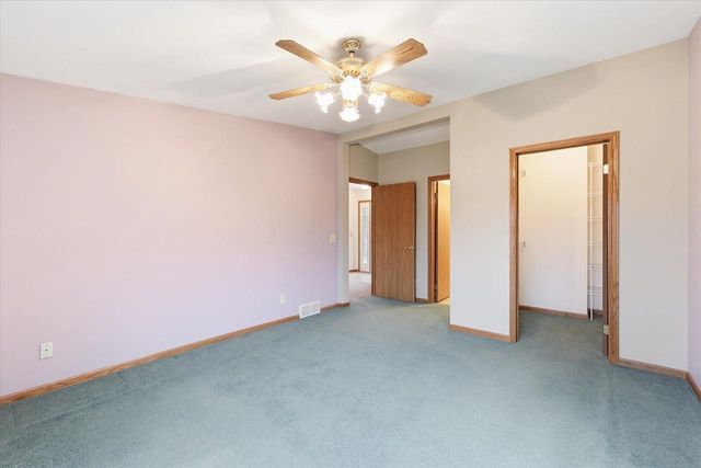 5235 CHESAPEAKE COURT, Oshkosh, WI 54901