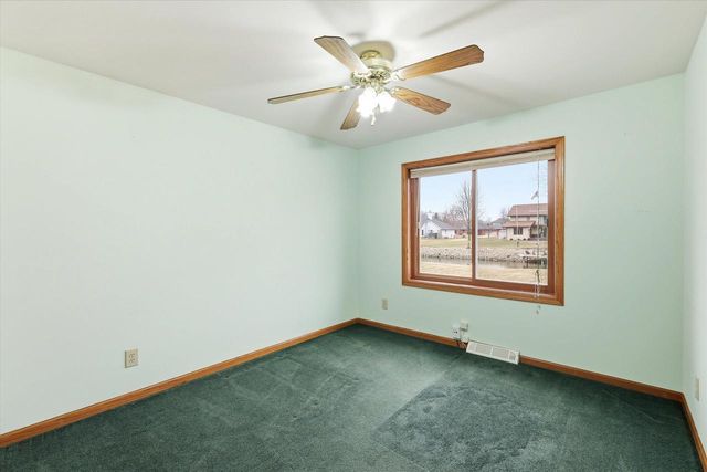 5235 CHESAPEAKE COURT, Oshkosh, WI 54901