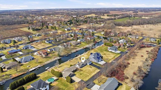 5235 CHESAPEAKE COURT, Oshkosh, WI 54901