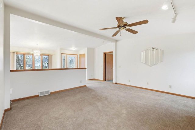 5235 CHESAPEAKE COURT, Oshkosh, WI 54901