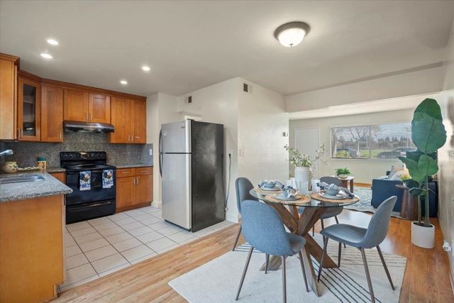 3593 Dalton Cmn, Fremont, CA 94536