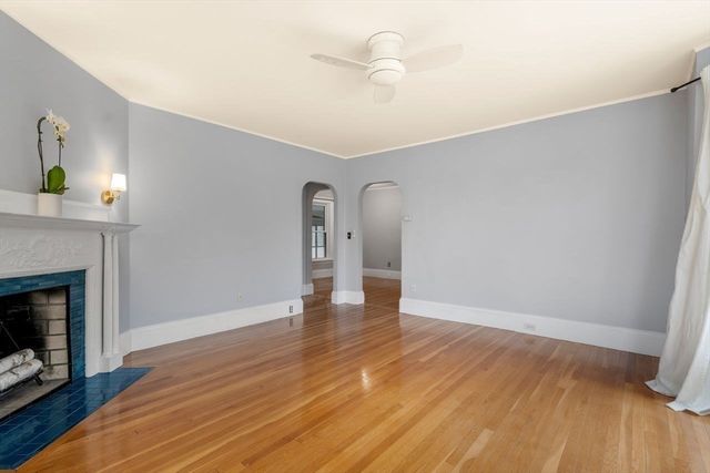 12 Bigelow Cir 2, Boston, MA 02135