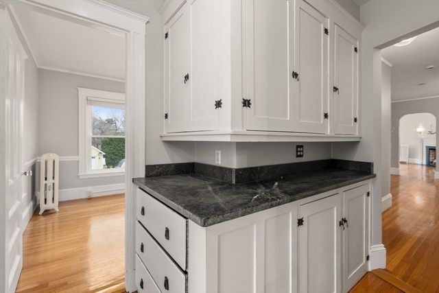 12 Bigelow Cir 2, Boston, MA 02135