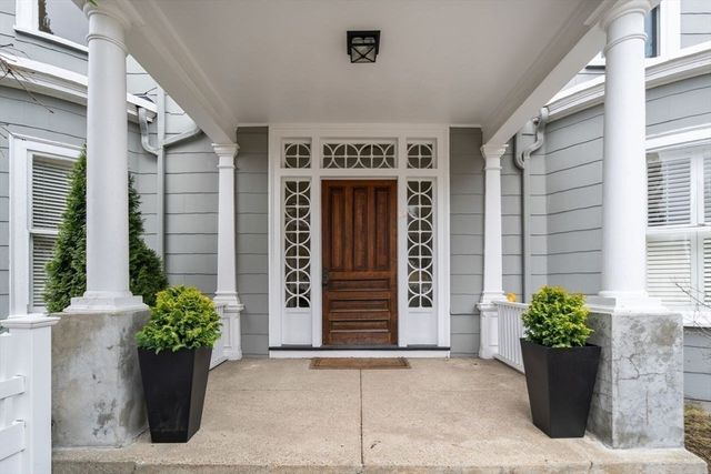 12 Bigelow Cir 2, Boston, MA 02135