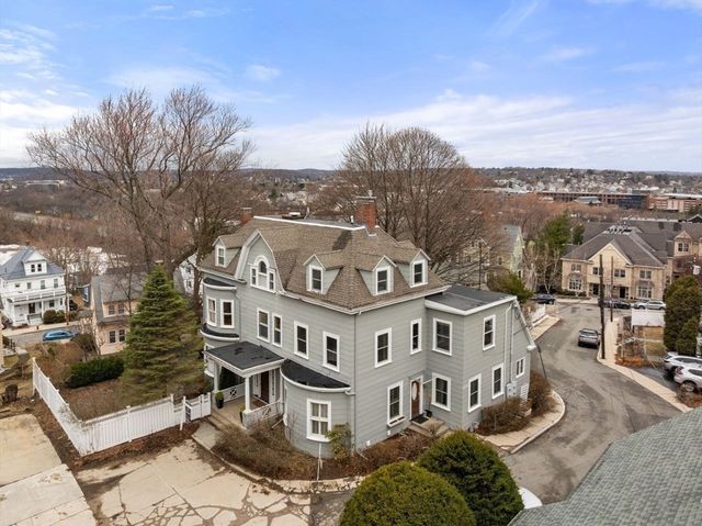 12 Bigelow Cir 2, Boston, MA 02135