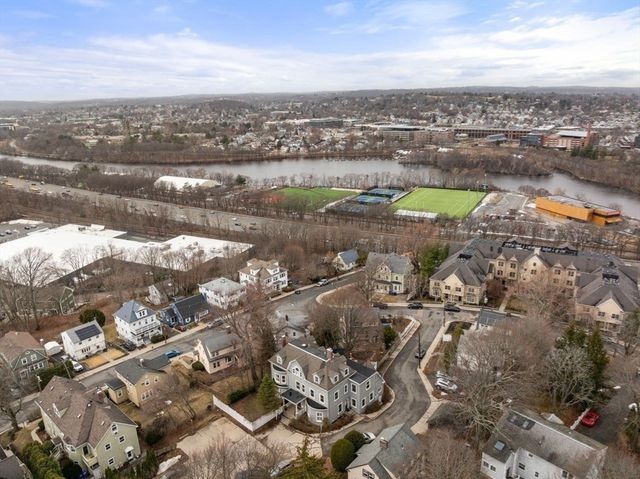 12 Bigelow Cir 2, Boston, MA 02135