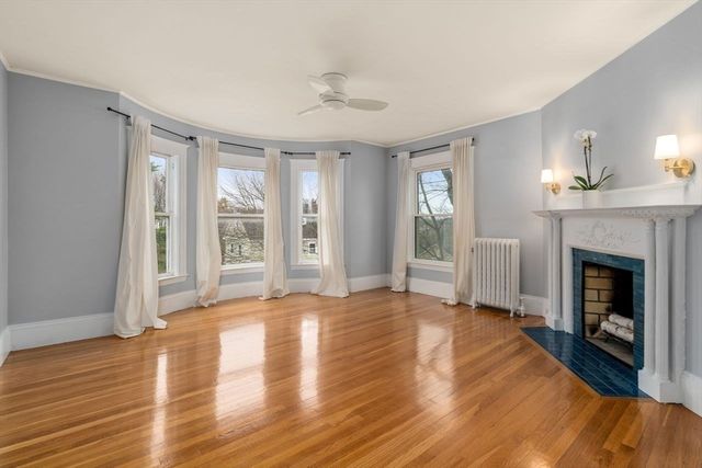 12 Bigelow Cir 2, Boston, MA 02135