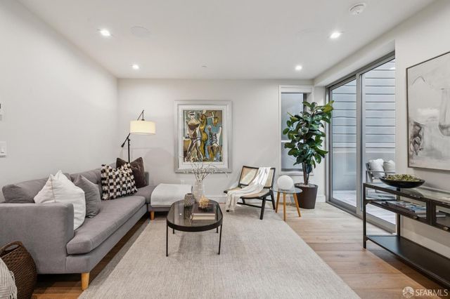 1259 Clay Street, San Francisco, CA 94108