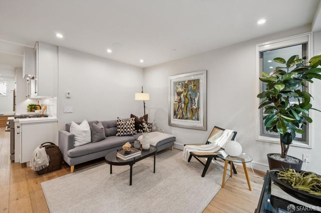 1259 Clay Street, San Francisco, CA 94108