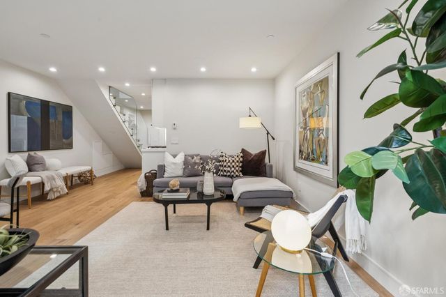 1259 Clay Street, San Francisco, CA 94108