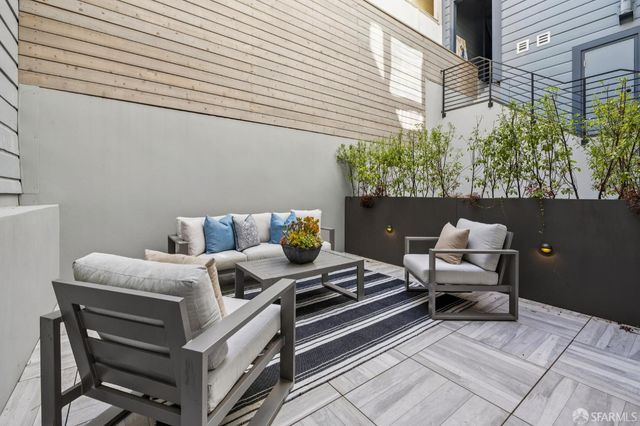 1259 Clay Street, San Francisco, CA 94108