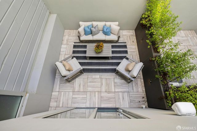 1259 Clay Street, San Francisco, CA 94108