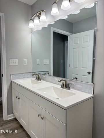 2140 Randolph Street, Bristol, VA 24201