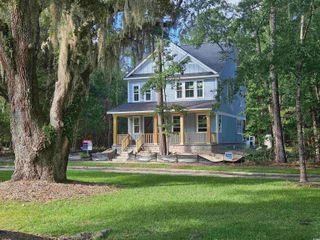 35 Serenity Park Ln, Georgetown, SC 29440