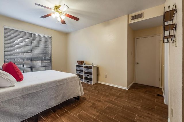 8055 Cambridge Street 43, Houston, TX 77054