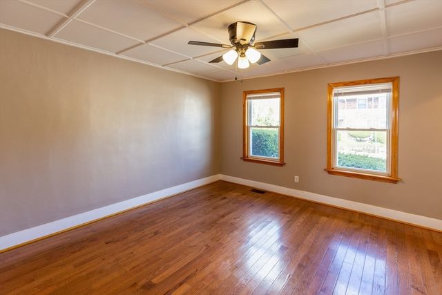 406-408 Court St, Plymouth, MA 02360