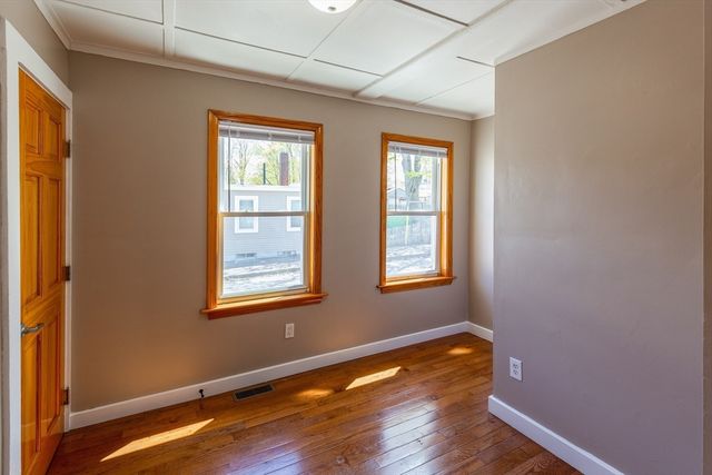 406-408 Court St, Plymouth, MA 02360