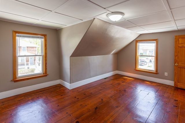 406-408 Court St, Plymouth, MA 02360