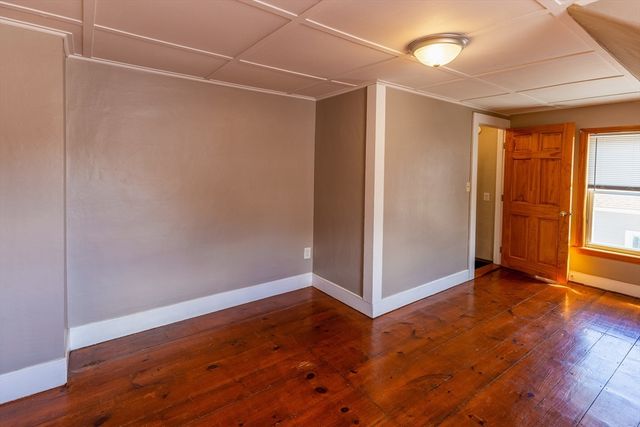 406-408 Court St, Plymouth, MA 02360