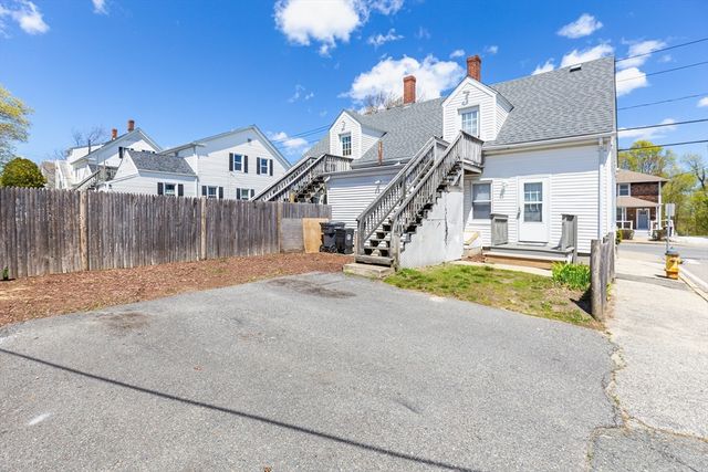 406-408 Court St, Plymouth, MA 02360