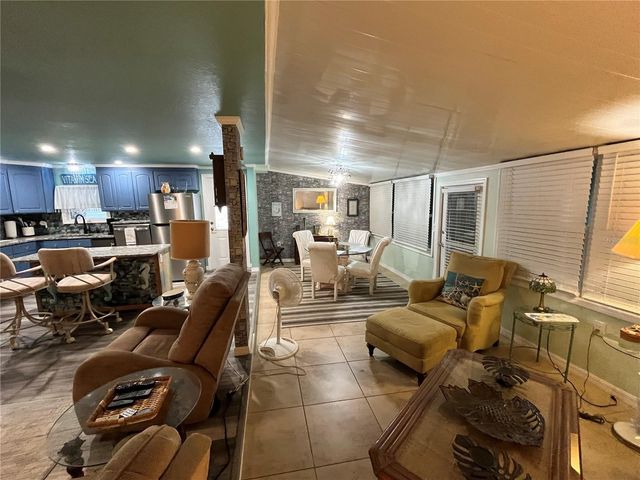 712 ROMA ROAD, Venice, FL 34285