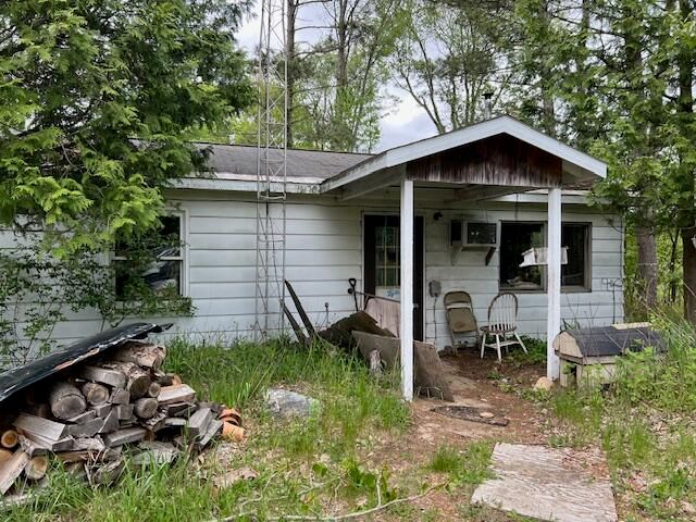 2714 E Hawley Road, Custer, MI 49405