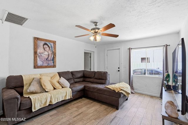 650 W 44th Street, Tucson, AZ 85713