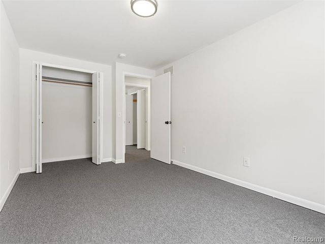 38301 Murdick Drive, New Baltimore, MI 48047