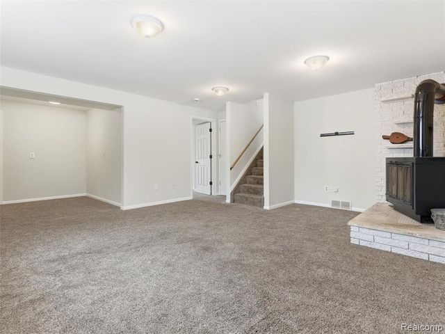 38301 Murdick Drive, New Baltimore, MI 48047