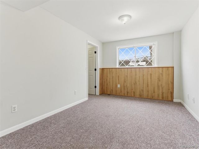 38301 Murdick Drive, New Baltimore, MI 48047