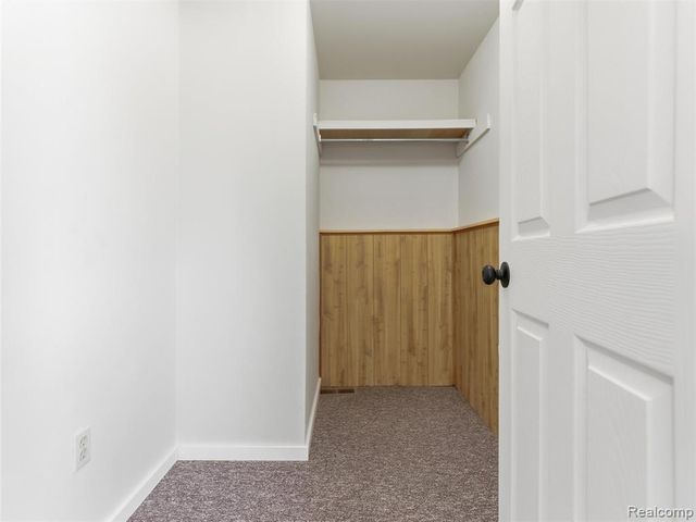 38301 Murdick Drive, New Baltimore, MI 48047