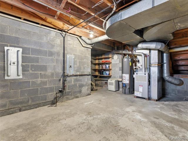 38301 Murdick Drive, New Baltimore, MI 48047