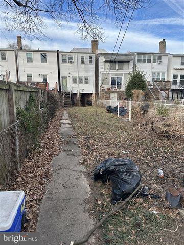 532 INGRAHAM ST NW, Washington, DC 20011