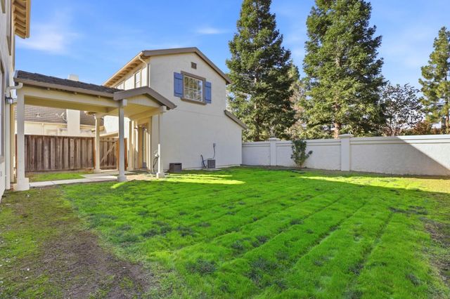 1955 Domaine Drive, Morgan Hill, CA 95037