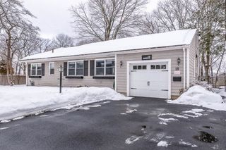18 Greensboro Rd, Dedham, MA 02026