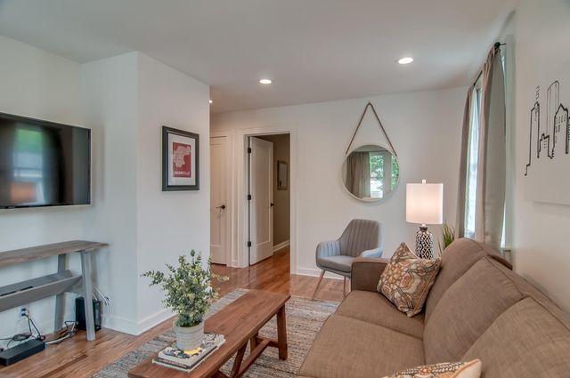 1005 13th Ave S Unit H, Nashville, TN 37212