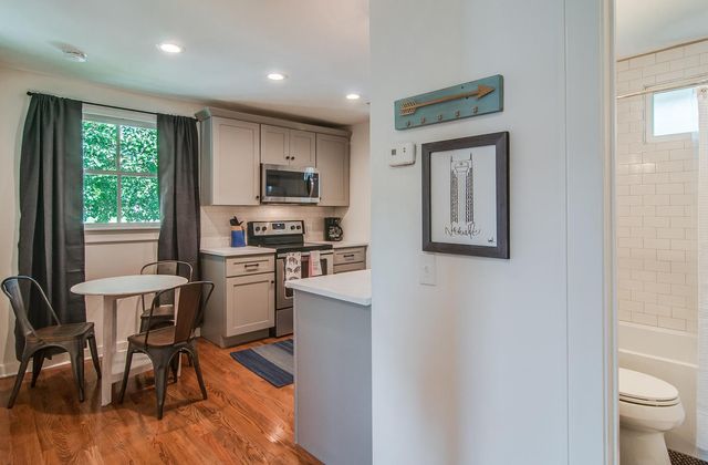 1005 13th Ave S Unit H, Nashville, TN 37212