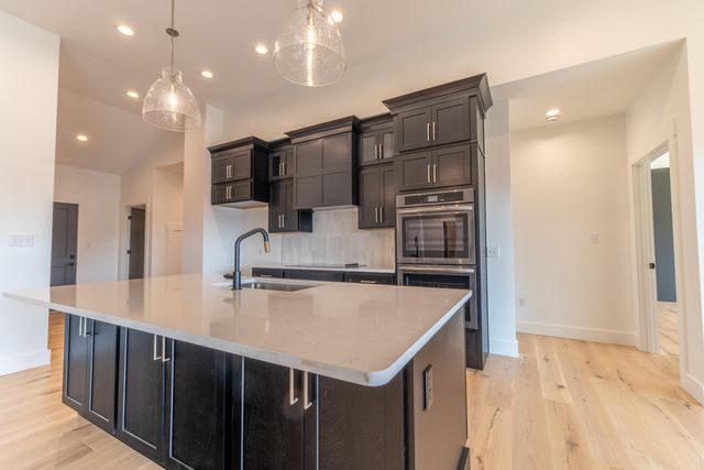 382 Woods Edge Drive, Somerset, KY 42503