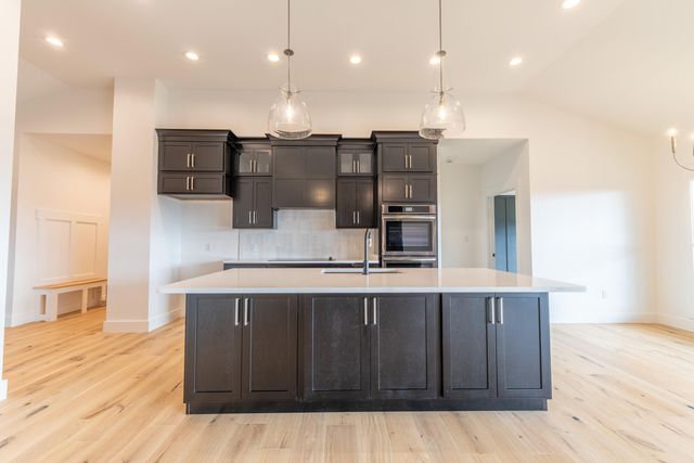 382 Woods Edge Drive, Somerset, KY 42503