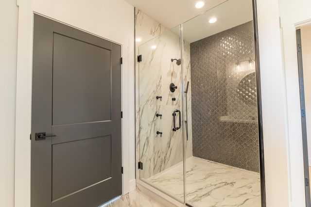 382 Woods Edge Drive, Somerset, KY 42503