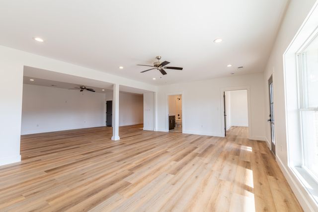 382 Woods Edge Drive, Somerset, KY 42503