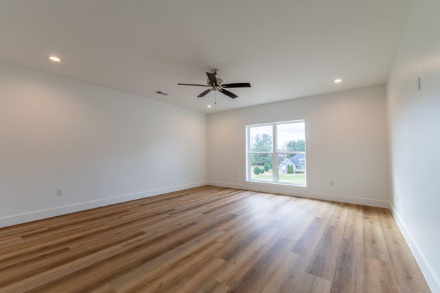 382 Woods Edge Drive, Somerset, KY 42503