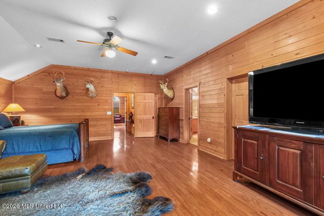 1454 Livingston Vernon Road, Flora, MS 39071