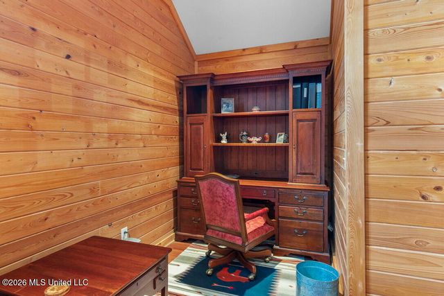 1454 Livingston Vernon Road, Flora, MS 39071