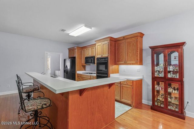 1454 Livingston Vernon Road, Flora, MS 39071
