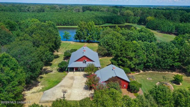 1454 Livingston Vernon Road, Flora, MS 39071