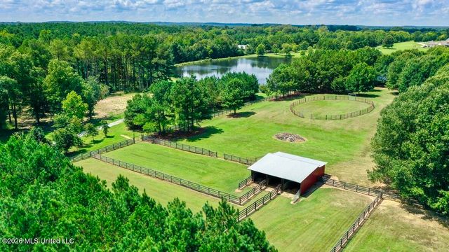 1454 Livingston Vernon Road, Flora, MS 39071